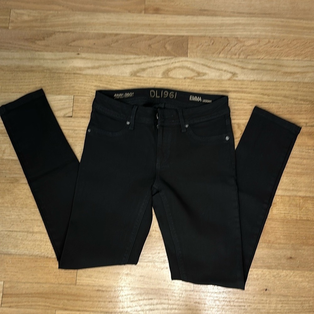 DL1961 Women's Dark Jeans